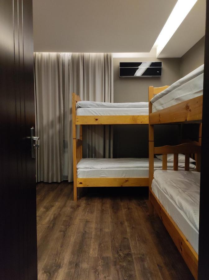 Hostel Simple Тбилиси Екстериор снимка