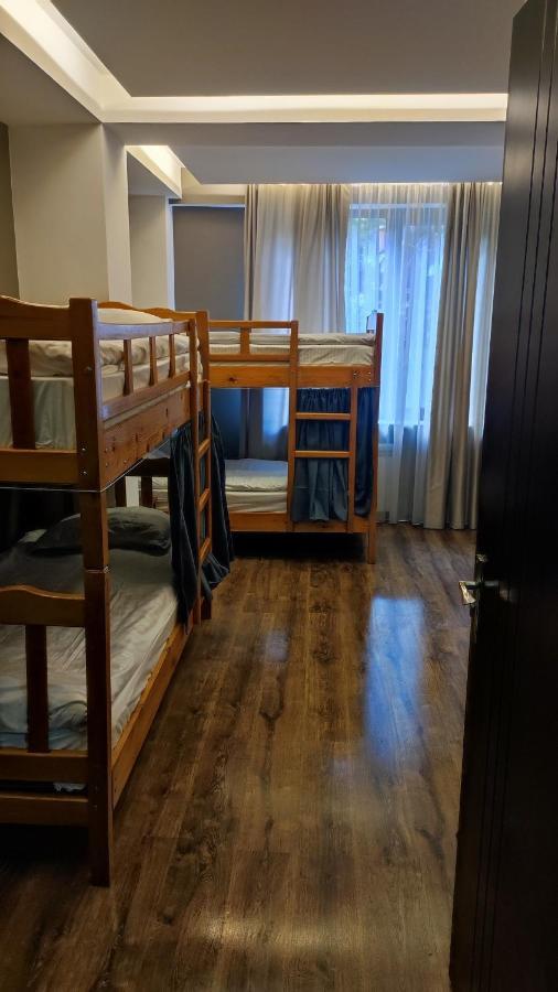Hostel Simple Тбилиси Екстериор снимка