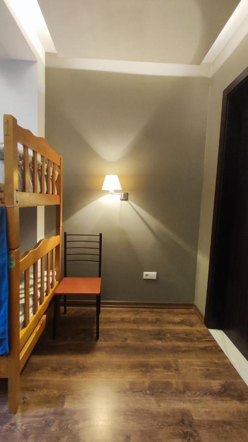 Hostel Simple Тбилиси Екстериор снимка