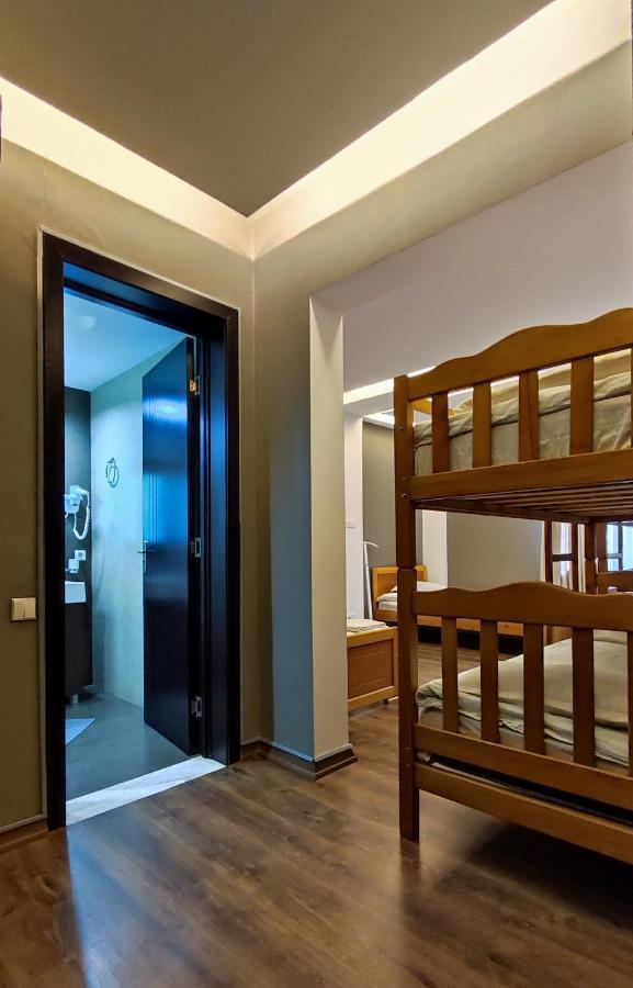 Hostel Simple Тбилиси Екстериор снимка